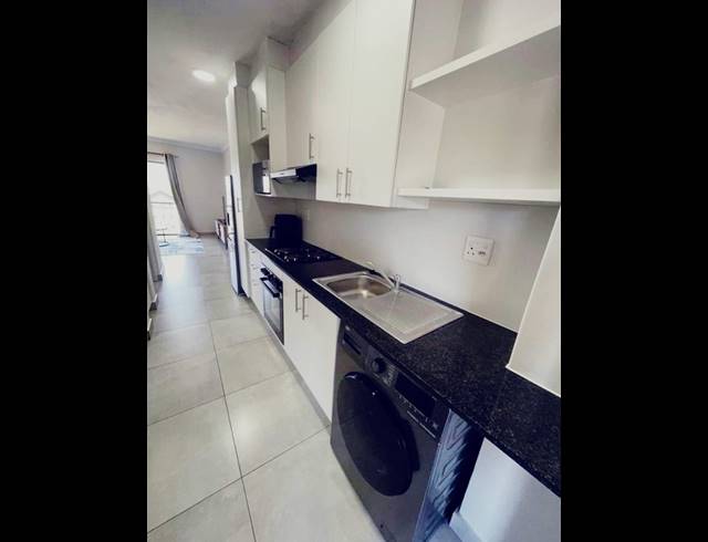 1 BEDROOM APARTMENT FOR SALE IN HAYFIELDS